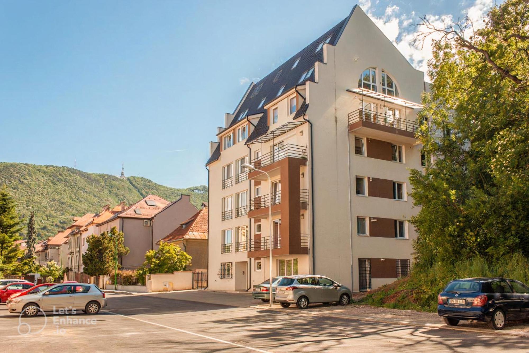 Central Premium Apartment Braşov Buitenkant foto